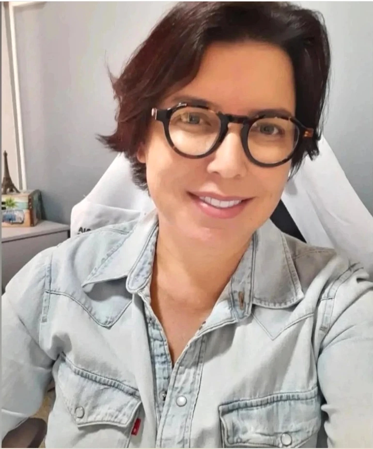 Sandra Ferrari, psicóloga e psicanalista em Andradas-MG